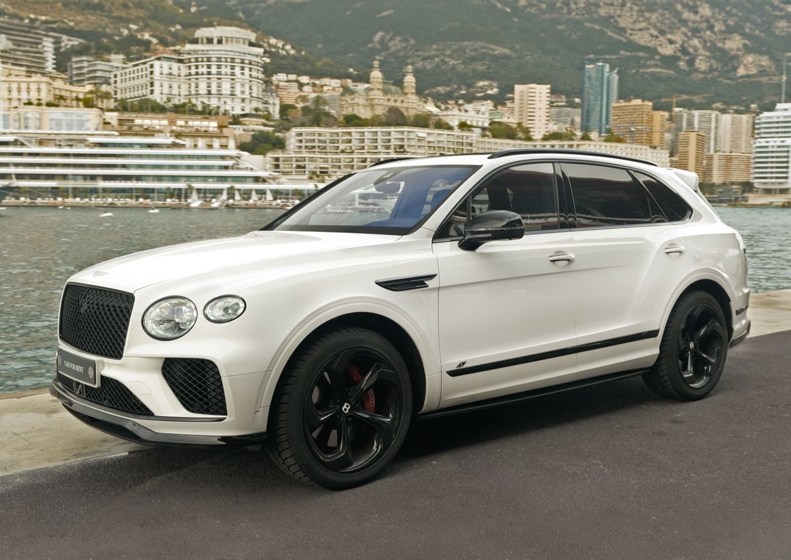 Bentley Bentayga — photo 2
